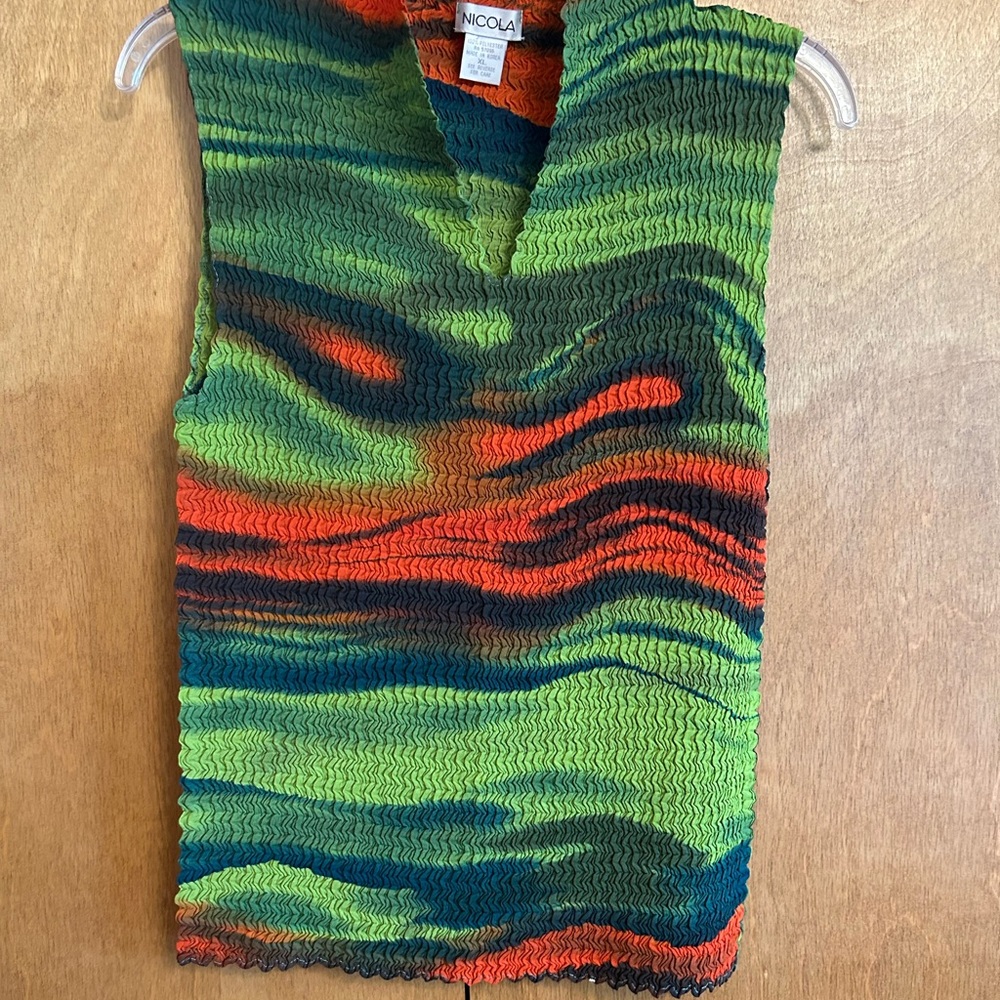 NICOLA Colorful Wave Pattern Knit Stretchy Top Size XL